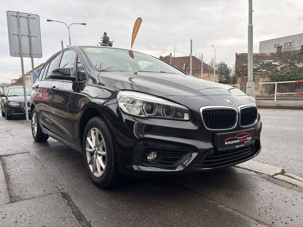 BMW 218 218d-110KW/2017/1MAJ-AT-SERVIS