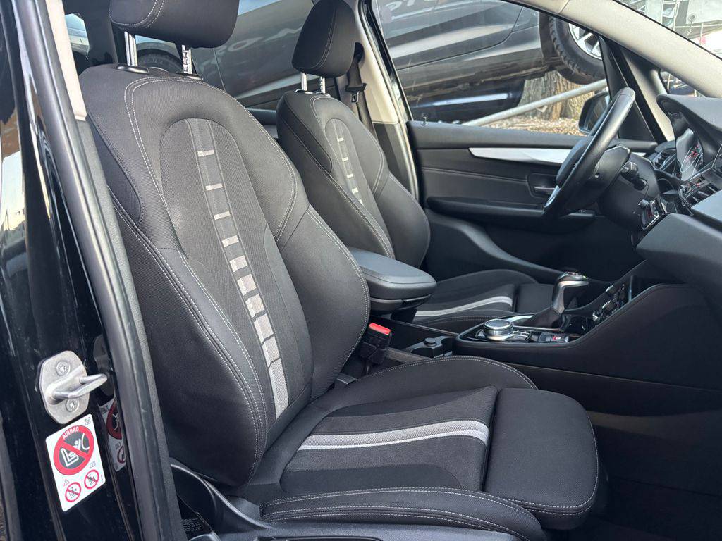 BMW 218 218d-110KW/2017/1MAJ-AT-SERVIS