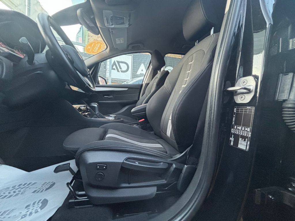 BMW 218 218d-110KW/2017/1MAJ-AT-SERVIS