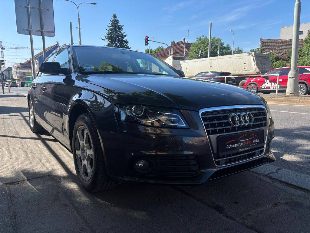 Audi A4 1.8TSi/2010/S.KNIHA-MAN6-2.MAJ