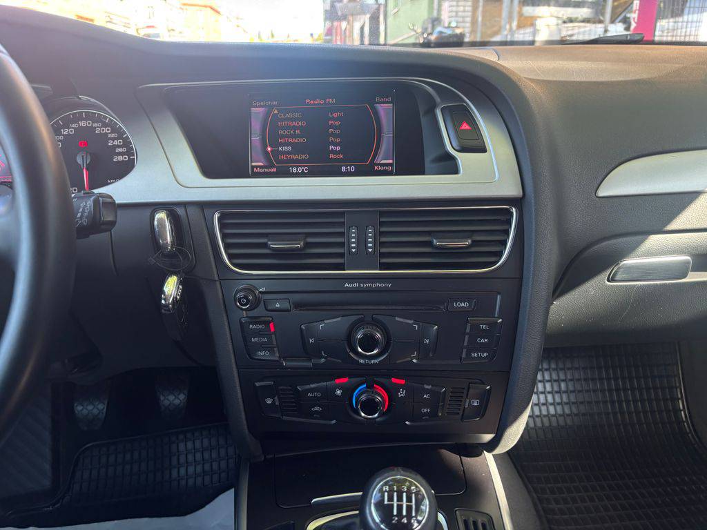 Audi A4 1.8TSi/2010/S.KNIHA-MAN6-2.MAJ