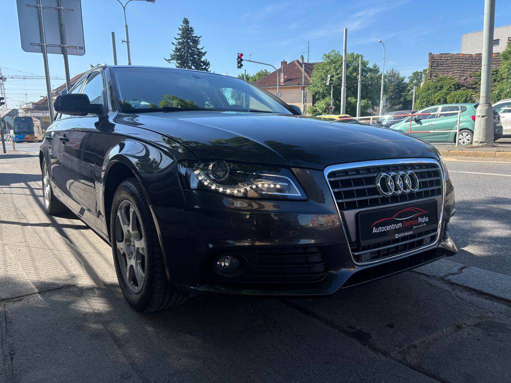 Audi A4 1.8TSi/2010/S.KNIHA-MAN6-2.MAJ