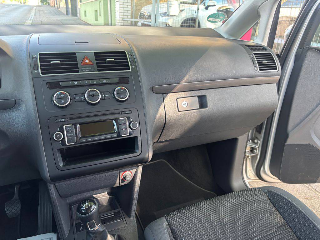 Volkswagen Touran 1.4TSi/2013/7MÍST,MAN6,103kW-Z