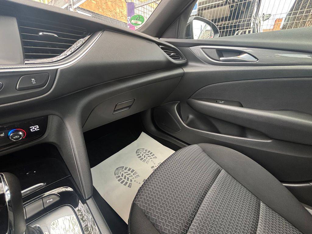 Opel Insignia 1.5CDTi/2021/ULTIM-AT9/ZÁRUKA2