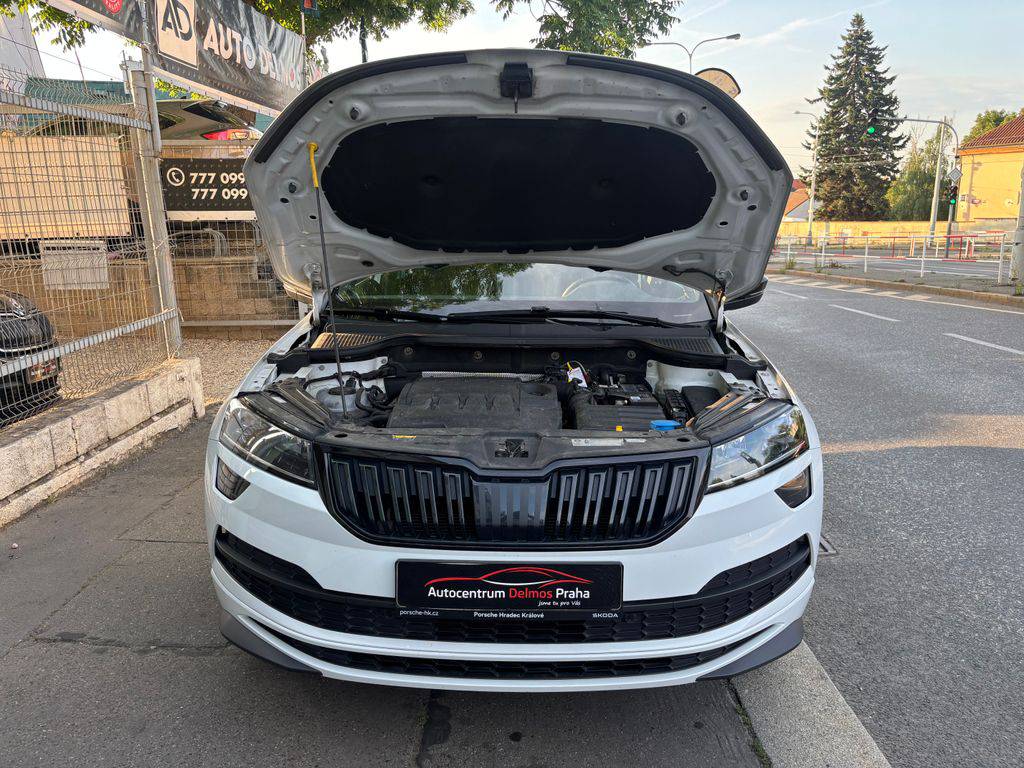 Škoda Karoq 2.0TDI.Sportline.MAN6.TAŽNÉ.ZÁRUKA12