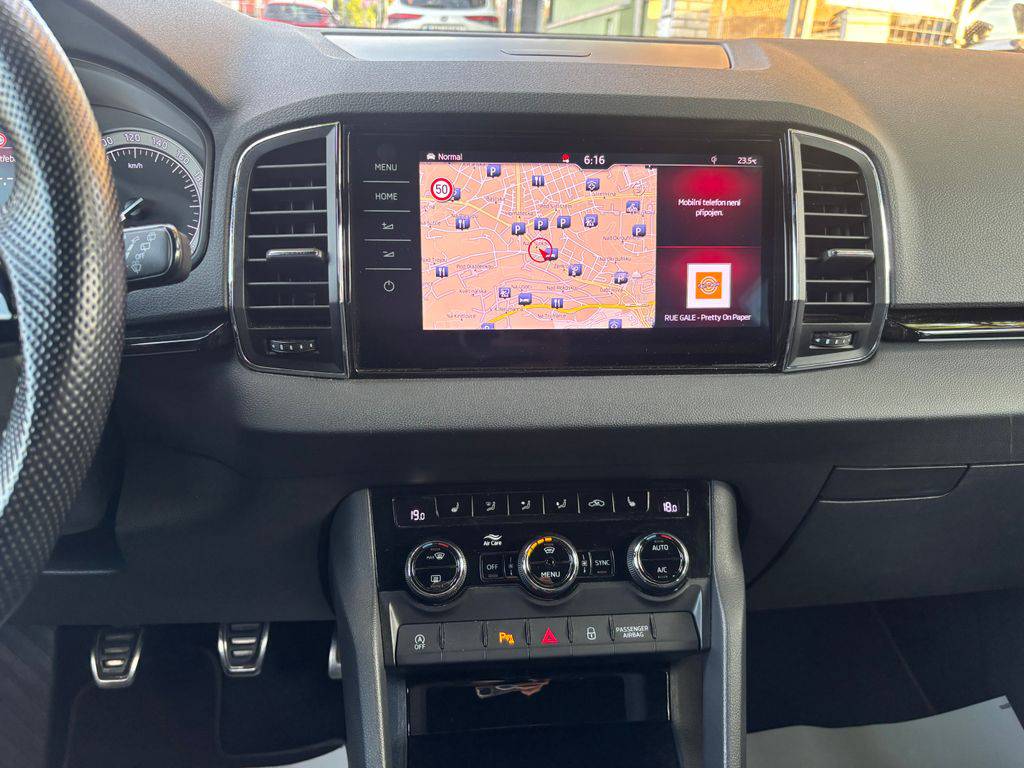 Škoda Karoq 2.0TDI.Sportline.MAN6.TAŽNÉ.ZÁRUKA12