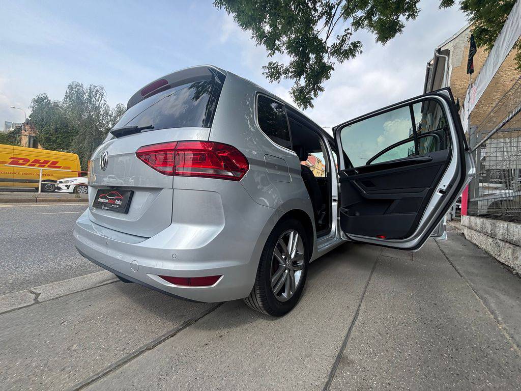 Volkswagen Touran 2.0TDi/2017/7MÍST.MAN6.110KW-Z