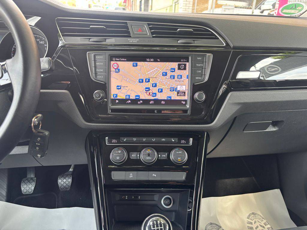 Volkswagen Touran 2.0TDi/2017/7MÍST.MAN6.110KW-Z