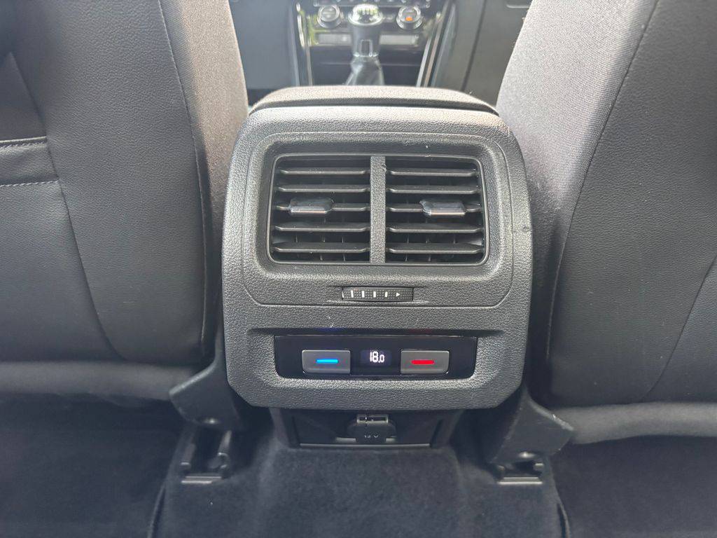 Volkswagen Touran 2.0TDi/2017/7MÍST.MAN6.110KW-Z