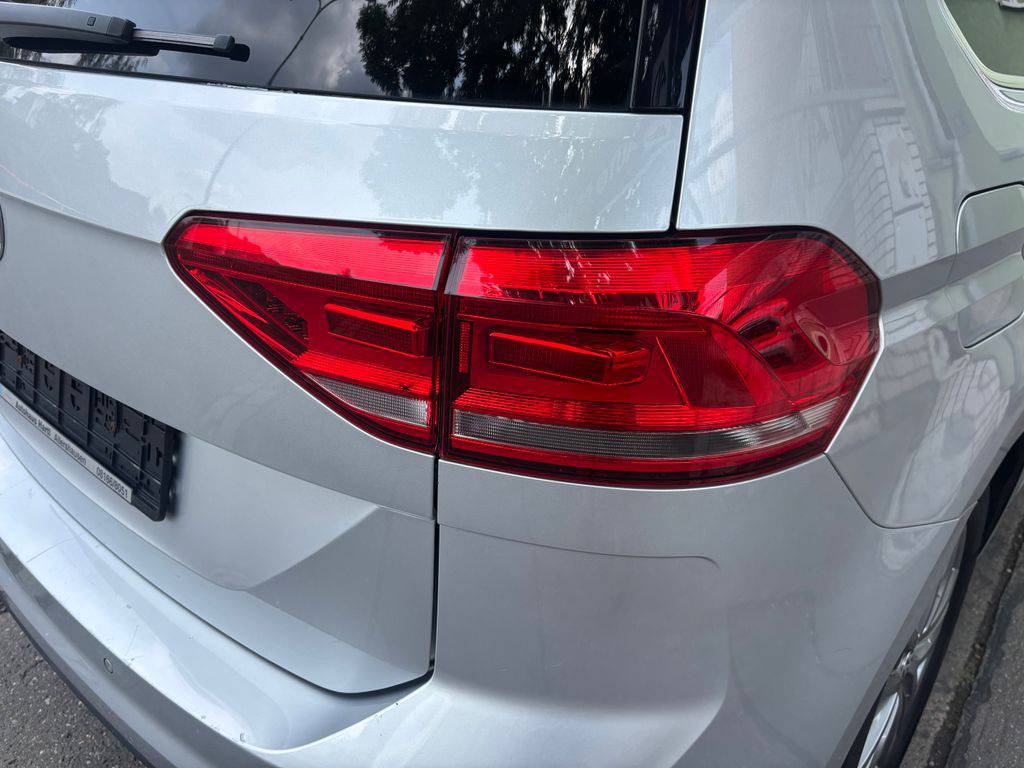 Volkswagen Touran 2.0TDi/2017/7MÍST.MAN6.110KW-Z