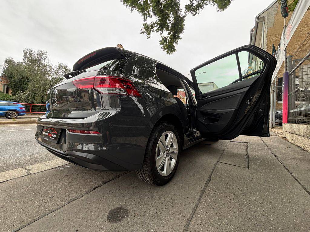 Volkswagen Golf 1.5TSi/2023/1M.LIFE.DPH.ACC-ZÁRUKA12