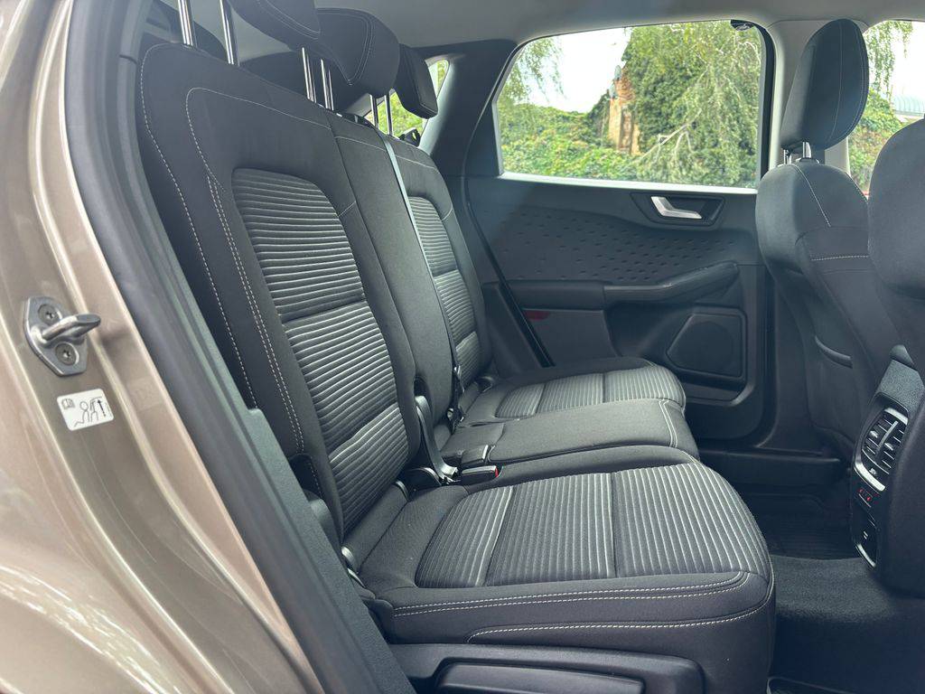 Ford Kuga 2.0EB-140KW/2021/TITAN-4x4-Z36