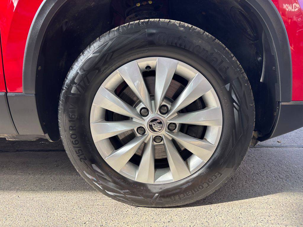 Škoda Karoq 2.0TDi-DSG/2023/ČR.DPH.1MAJ-ZÁ