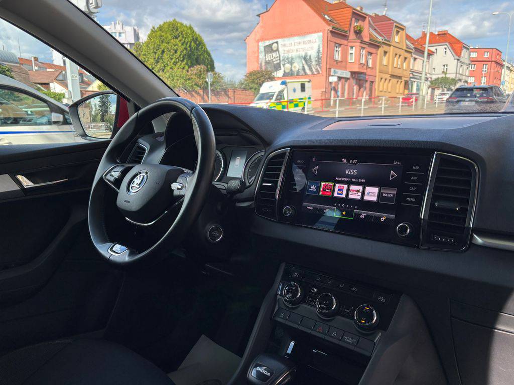 Škoda Karoq 2.0TDi-DSG/2023/ČR.DPH.1MAJ-ZÁ